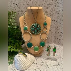 Green and gold tone jewelry set